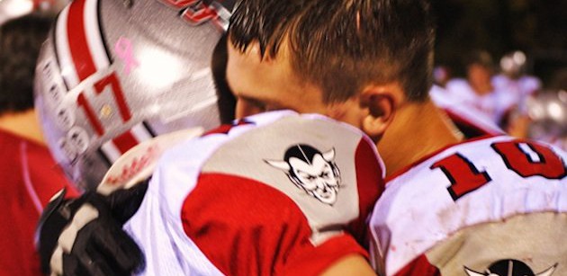 St.-Clairsville-emotional-touchdown
