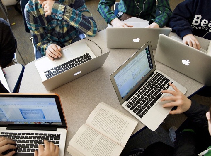 students computer schoollaptops