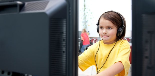 tv computer kid