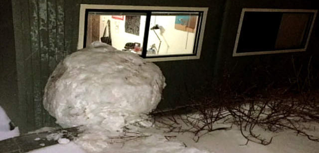 WPTV-giant-snowball2_20140215125848_640_480
