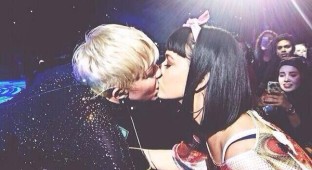 miley kissed katy perry the youth culture report