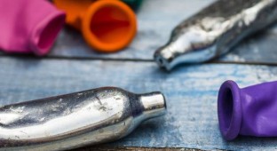 laughing-gas DRUG