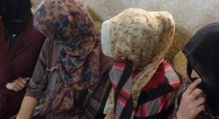 ISIS EXECUTED 19 WOMAN