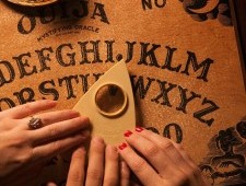 ouija-board-x-mas-list1-225x192
