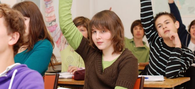 School  class hand team