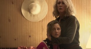 Laurie Strode (Jamie Lee Curtis) tries to protect her daughter Karen (Judy Greer) in "Halloween." Jamie Lee Curtis returns to her iconic role as Laurie Strode, who comes to her final confrontation with Michael Myers, the masked figure who has haunted her since she narrowly escaped his killing spree on Halloween night four decades ago.