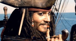 Jonny dep  pirate