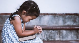Child pray