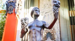 Mandatory Credit: Photo by Rich Fury/Invision/AP/REX/Shutterstock (9198260b)
The Screen Actors Guild Awards actor statue for the 22nd Annual Screen Actors Guild Awards on display at the TCL Chinese Theatre, in Los Angeles
22nd Annual SAG Awards - Actor Statue Photo Call, Los Angeles, USA - 26 Jan 2016